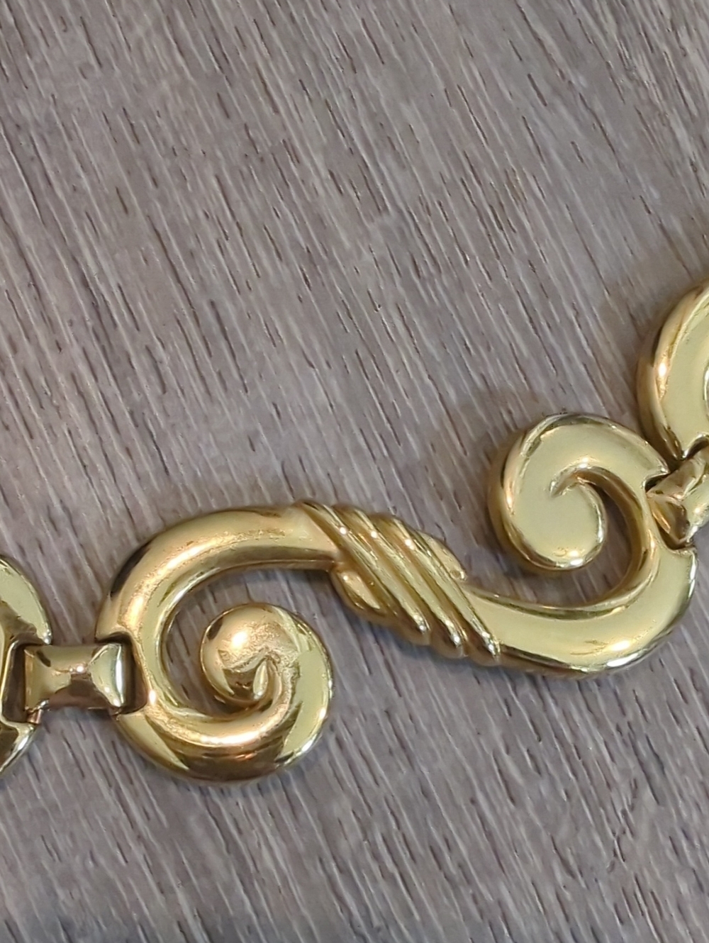 Vintage 90s Escada Spain Scroll Gold  Chain Belt - Picture 5 of 9